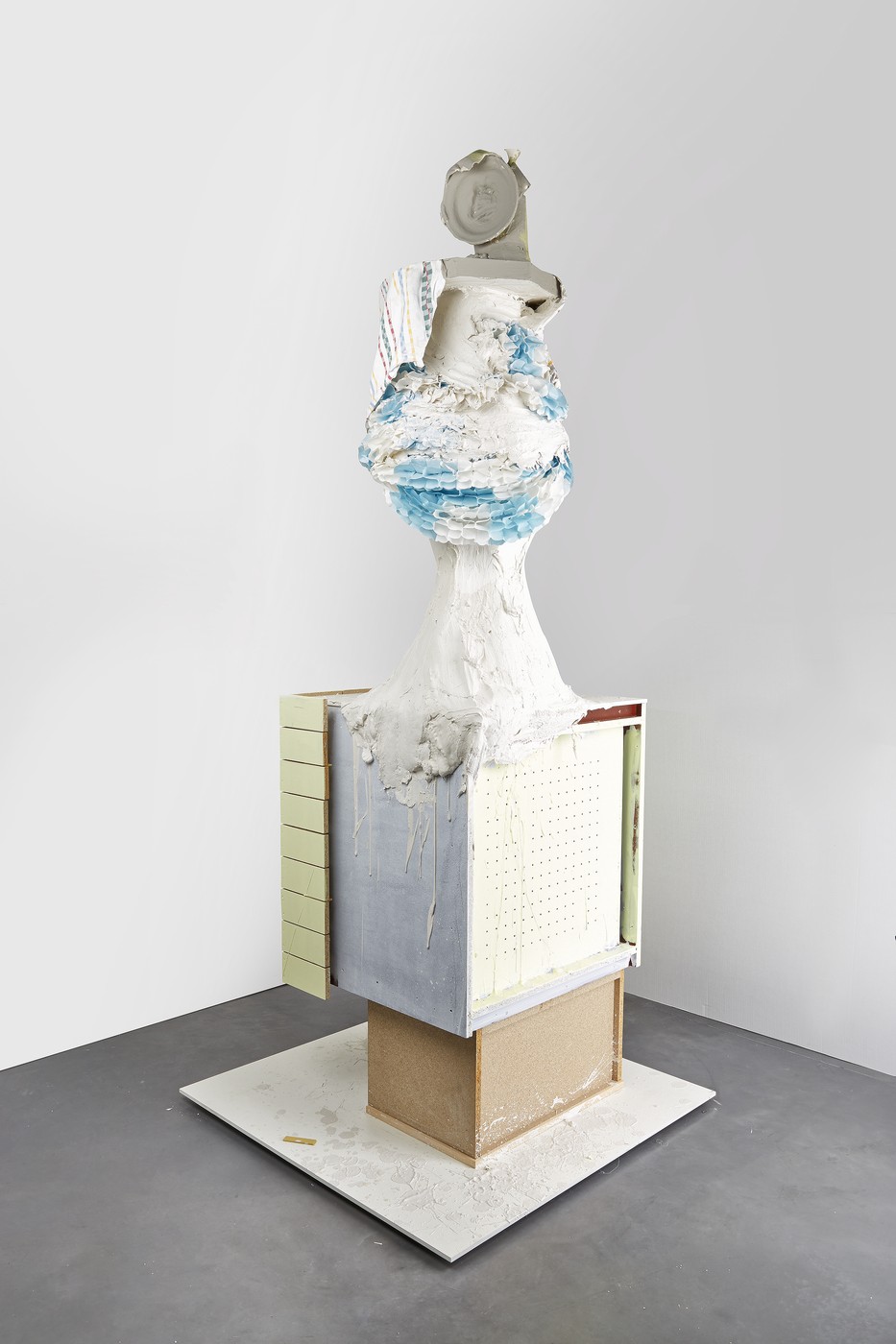 Jan De Cock, Nature morte with a plywood box