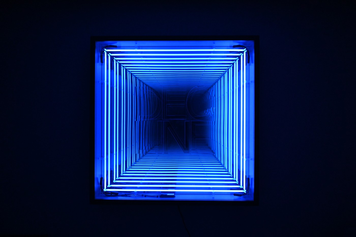 Ivan Navarro, Decline, Edition 2/3